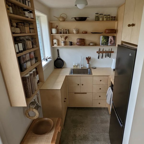 Thumbnail of cfa-fzwltcm-af2c101300ab484e 4