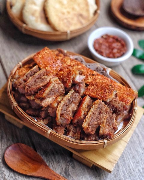 Thumbnail of p-brhinoxdi2q-af490b42d03b4ba4 0