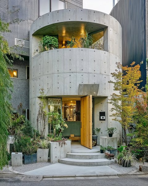 Thumbnail of www-instagram-com-p-dqo5pb3jrba 3