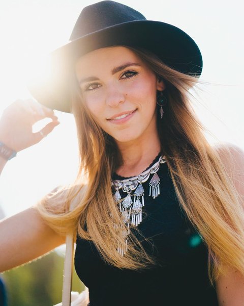 Thumbnail of p-bmyo9eihuf2-b02232b8d25f46d8 0