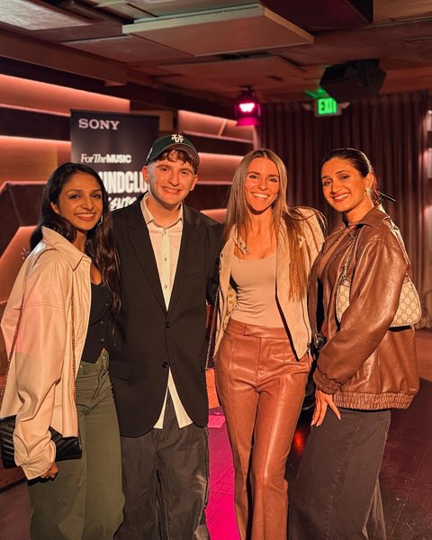 Thumbnail of p-dhrfljlpvdt-b043455f95c84c43 1