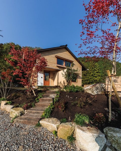 Thumbnail of p-ddjv7ddztg-b0ada3abdc304681 1