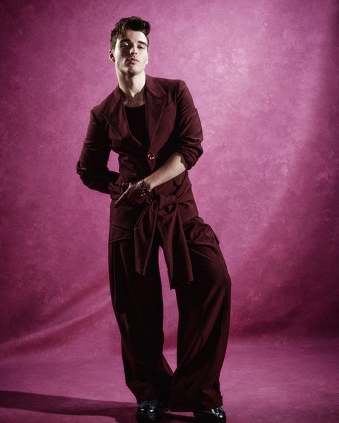 Thumbnail of p-cteagnbm0jv-b107424c245b4fd7 3