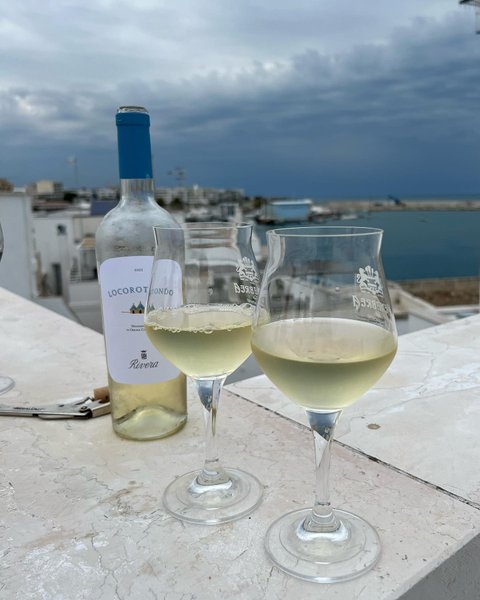 Thumbnail of p-crsmwtzgwda-b2de9c423aa7430d 0