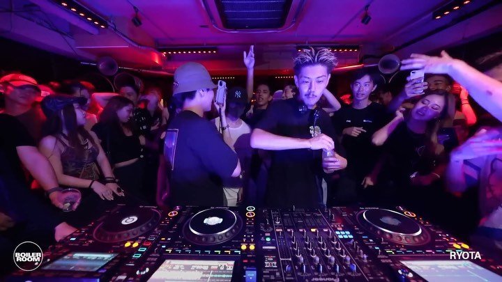 Thumbnail of p-c2elbbkyc6p-b30fd5b3fcdf45a5 4