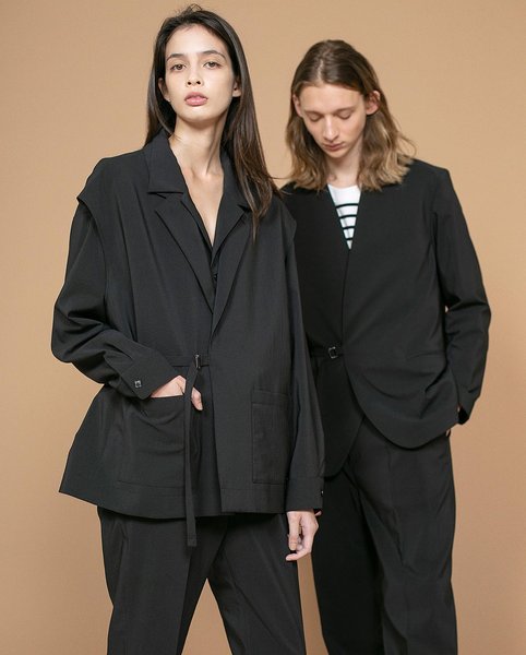 Thumbnail of b-mv6j1idh0-b3d8f97f00904e4b 0