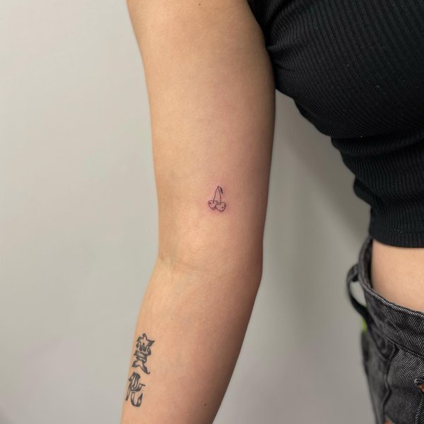 Thumbnail of p-cbdeoqzl5iq-b416bc14d4eb4d9e 0