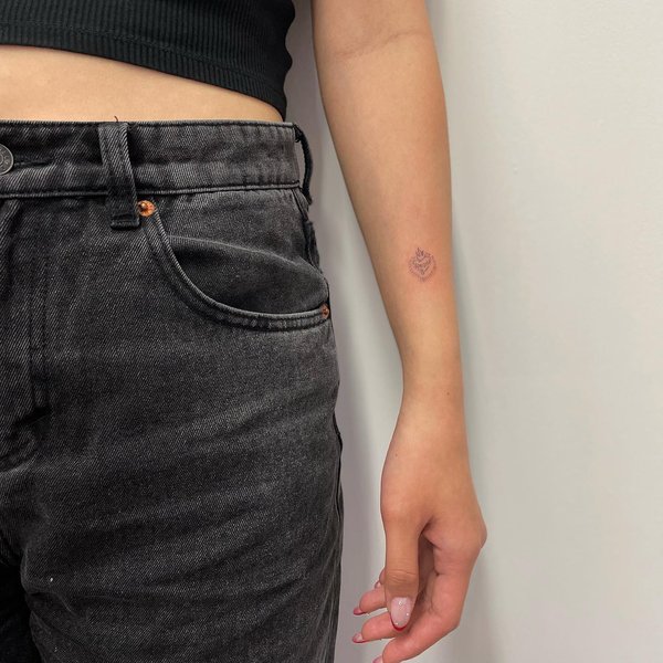 Thumbnail of p-cbdeoqzl5iq-b416bc14d4eb4d9e 2