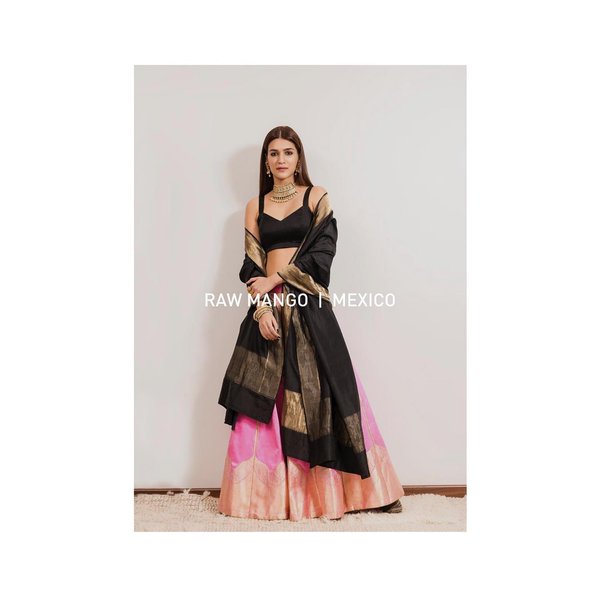 Thumbnail of p-b7039pjahb4-b464c5d67be143ce 0