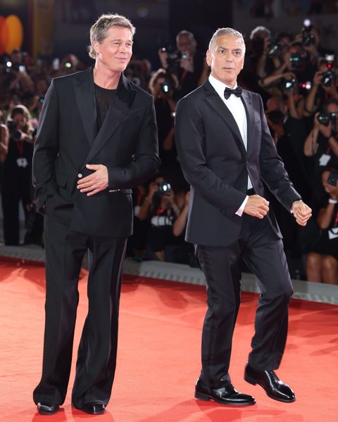 Thumbnail of c-a7r64n2vz-b5d4cc79f66943b9 0