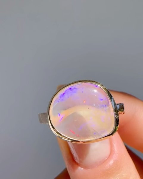 Thumbnail of c0h-9ojsavu-b5df9d62f52e45d1 1