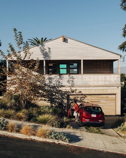 Thumbnail of clmwze-hcx8-b69d66f029a84cd6 3