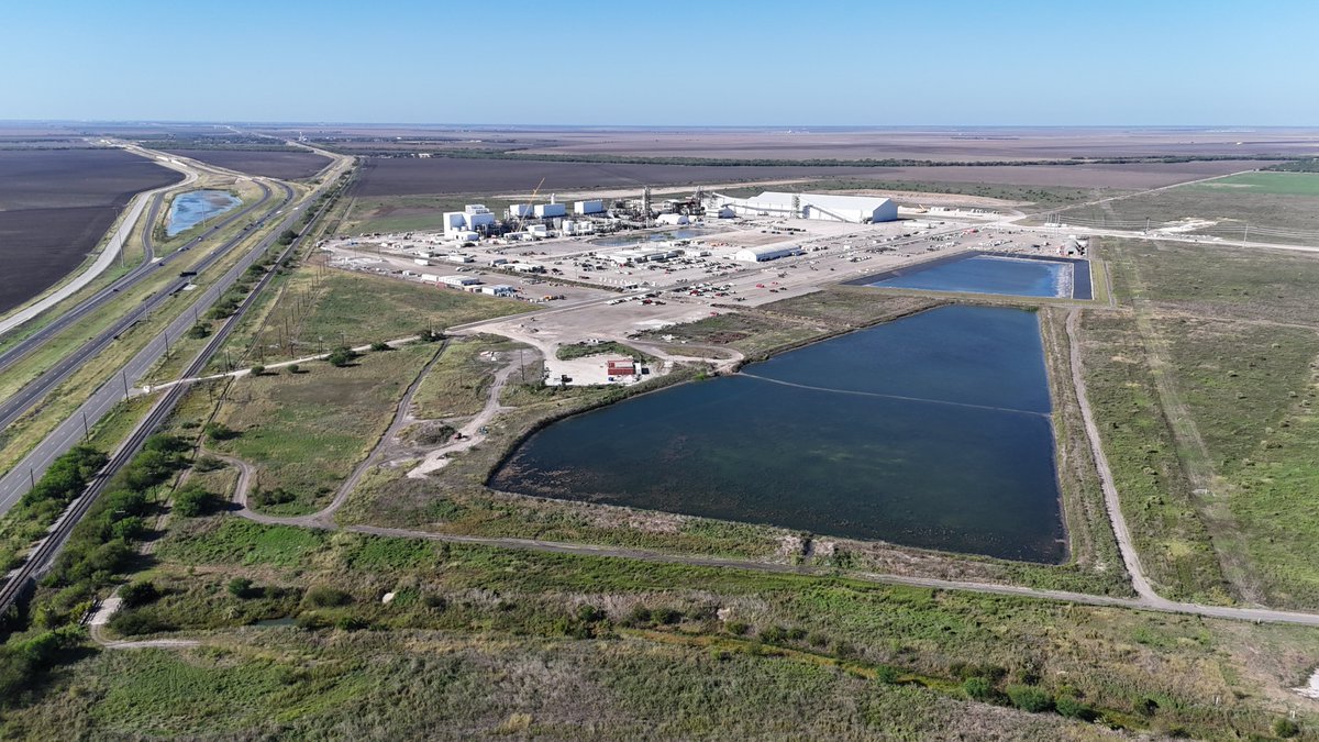 Thumbnail of www-x-com-joetegtmeyer-status-1977052269418868778-b824c4f4ef9e48b5