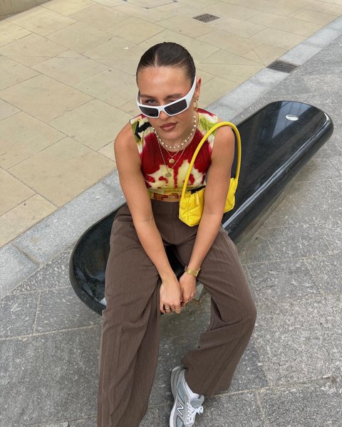 Thumbnail of cd-6zsojzc-b8972bcb6db84e3e 0