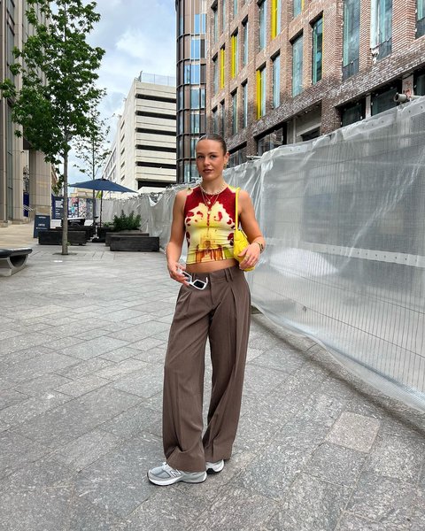 Thumbnail of cd-6zsojzc-b8972bcb6db84e3e 1