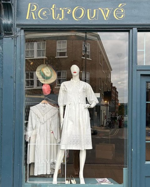 Thumbnail of c27m6dati-c-b8a0f94e18704402 4