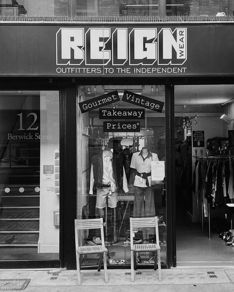 Thumbnail of c27m6dati-c-b8a0f94e18704402 6