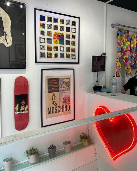 Thumbnail of c27m6dati-c-b8a0f94e18704402 9