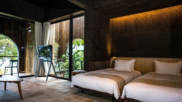 Thumbnail of dq5mkwhe-wt-b90cce82938141c8 1