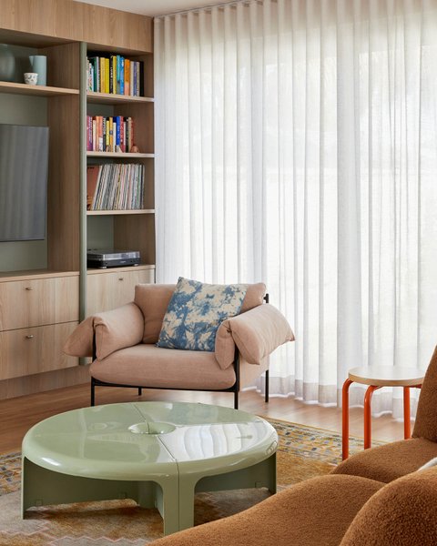 Thumbnail of p-dc2opstnvko-b93e897540ed4798 5