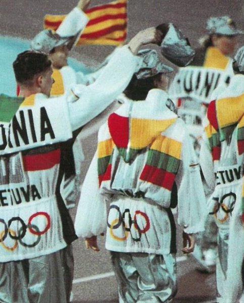 Thumbnail of c-i2yhijx03-b9984a69ec104923 2