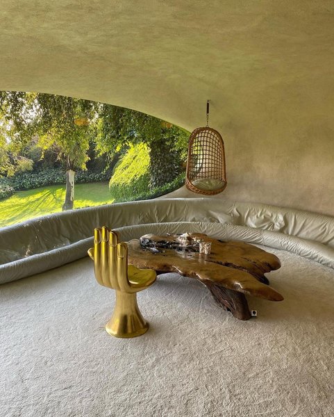 Thumbnail of p-cixzz1apr95-b9fca8d8dcb049b0 2