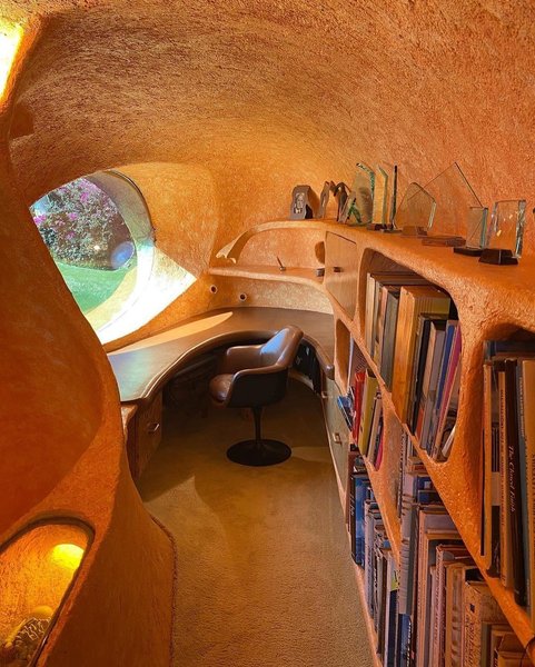 Thumbnail of p-cixzz1apr95-b9fca8d8dcb049b0 5