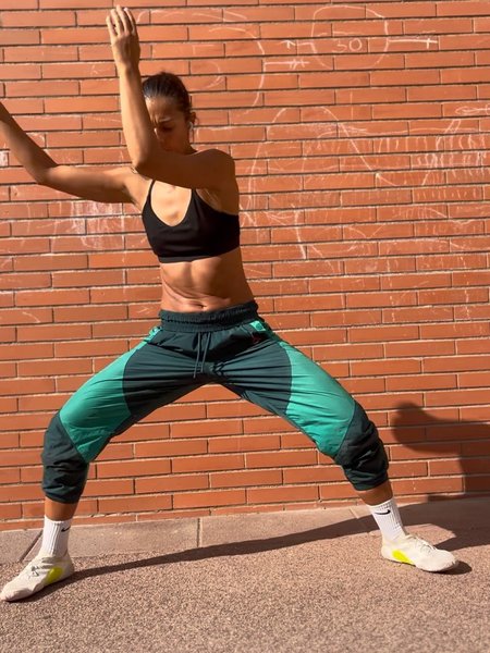 Thumbnail of p-dqebnf8do0i-badc3f74c4734b57 1