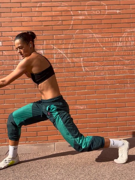 Thumbnail of p-dqebnf8do0i-badc3f74c4734b57 3