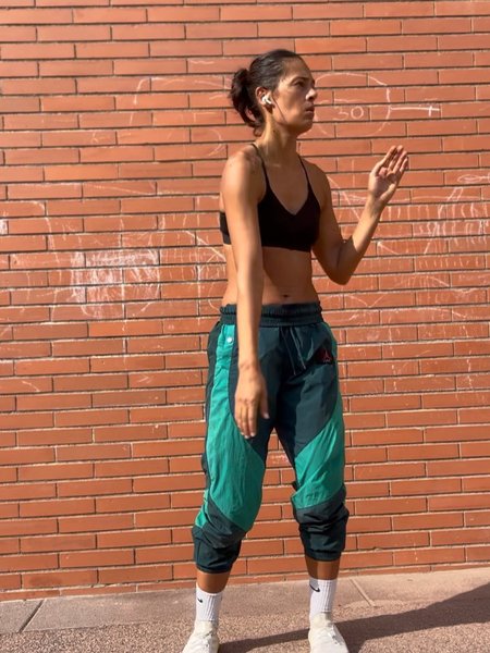 Thumbnail of p-dqebnf8do0i-badc3f74c4734b57 5