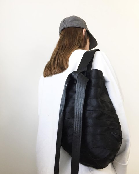 Thumbnail of p-b2qmacinjhu-bc2e55c4626347e8 0