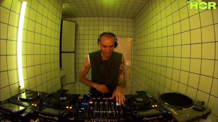 Thumbnail of p-cg9mhvhasym-bfc23a58f68d4755 1