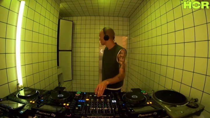 Thumbnail of p-cg9mhvhasym-bfc23a58f68d4755 6