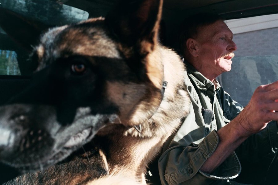 Thumbnail of c-rdn9bshzb-c25a4e74610a4b0b 1