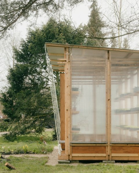 Thumbnail of c-f144ouxvt-c2c88a03eb464434 6