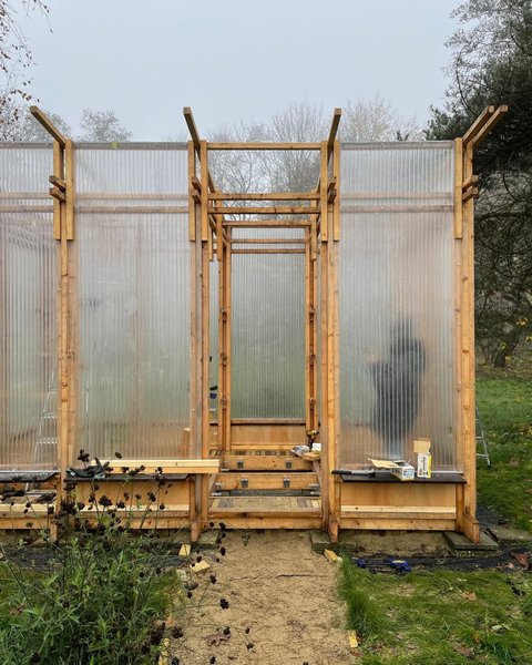 Thumbnail of c-f144ouxvt-c2c88a03eb464434 8