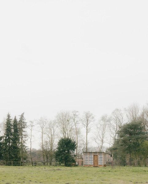 Thumbnail of c-f144ouxvt-c2c88a03eb464434 9