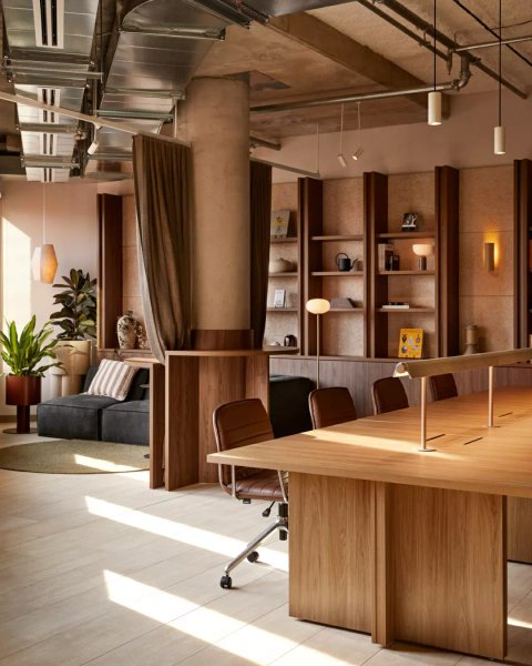 Thumbnail of p-dmm2emzvhhx-c42a2ca747764f47 0