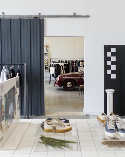 Thumbnail of p-crgivkbhlkc-c7bc403558ae452a 7