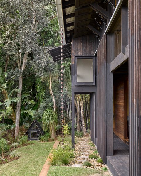 Thumbnail of p-cu01zhltajr-c7f70243bf354385 1