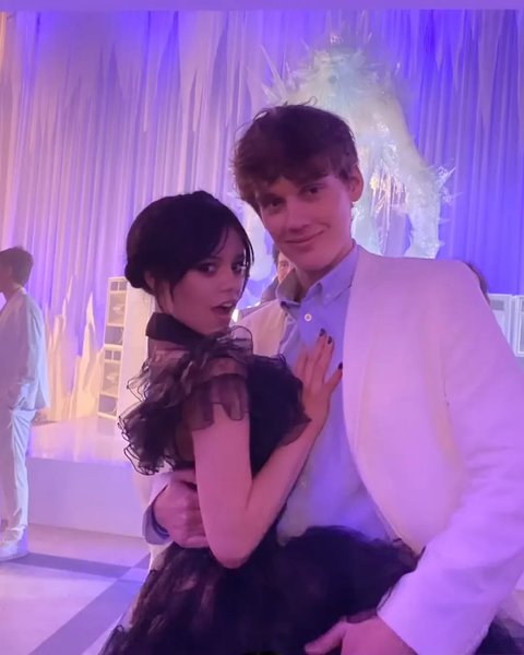 Thumbnail of p-clgwfqeowwv-c80fd72461f34949 0