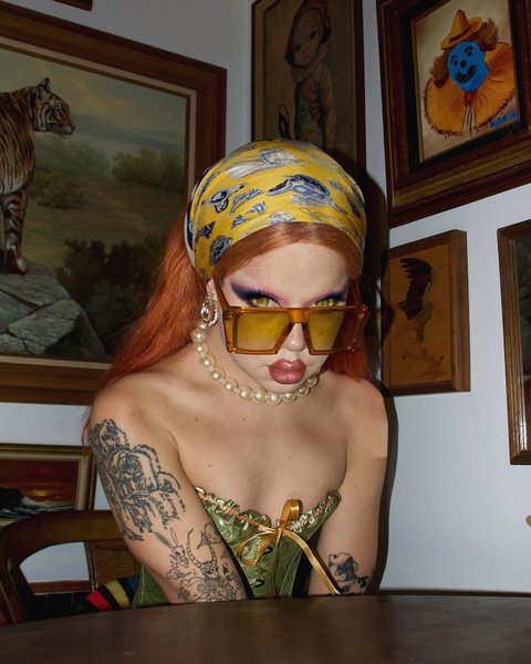 Thumbnail of p-clb7zh0yptf-c81d94e1d22548d6 2