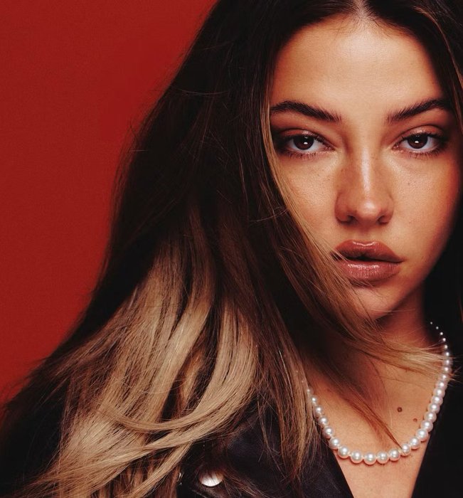 Thumbnail of www-x-com-madelynfiles-status-1840796085893111859-c916247116364169