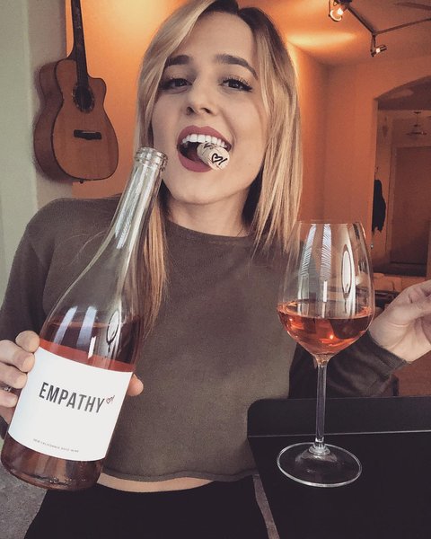 Thumbnail of p-bwftnndahyg-c96d9af3fa364831 0