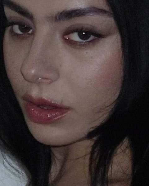 Thumbnail of c8ylcsvi-ro-ca0e1d84227b401c 0