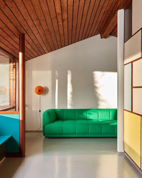 Thumbnail of p-csrk1atis24-ca8b1c1b01c24d1b 0