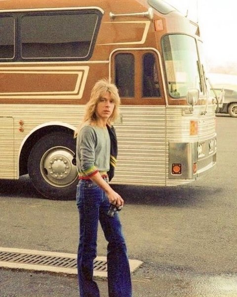 Thumbnail of p-dc1hjeutidi-cb0a08eab2cb4d32 6