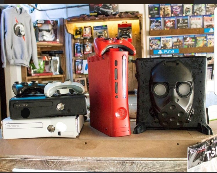 Thumbnail of p-bluywfujf79-cb10984790084c6f 0