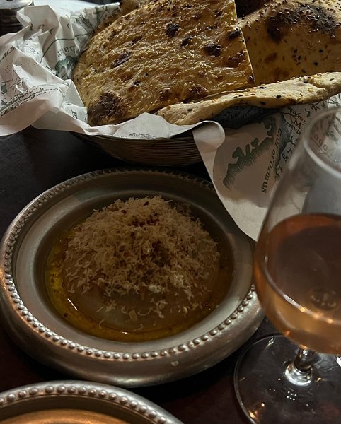 Thumbnail of ci5f7-ypaak-cb4dd35861a14ee9 4