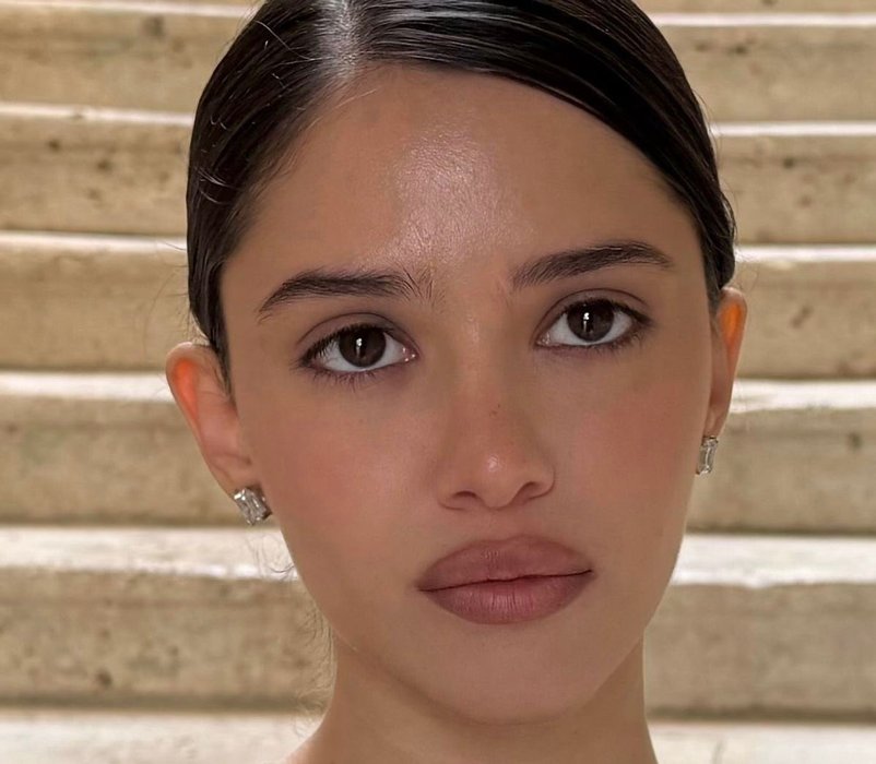 Thumbnail of www-x-com-h0neyndmilk-status-1980951698110648694-cb78124beb2b4699